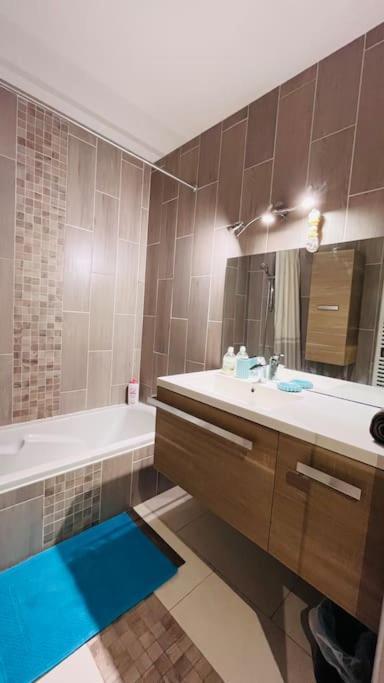 אנסי Appartement Proche Centre Ville Avec Parking Gratuit מראה חיצוני תמונה